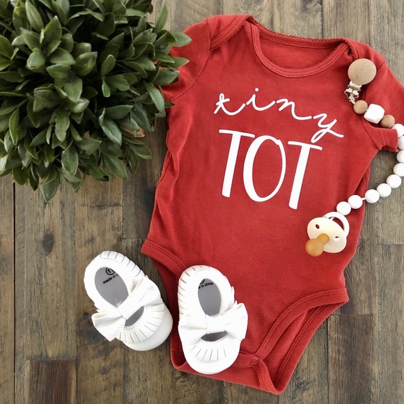 COPY - Tiny Tot Onsie- 9 month Burnt Orange - Picture 1 of 1